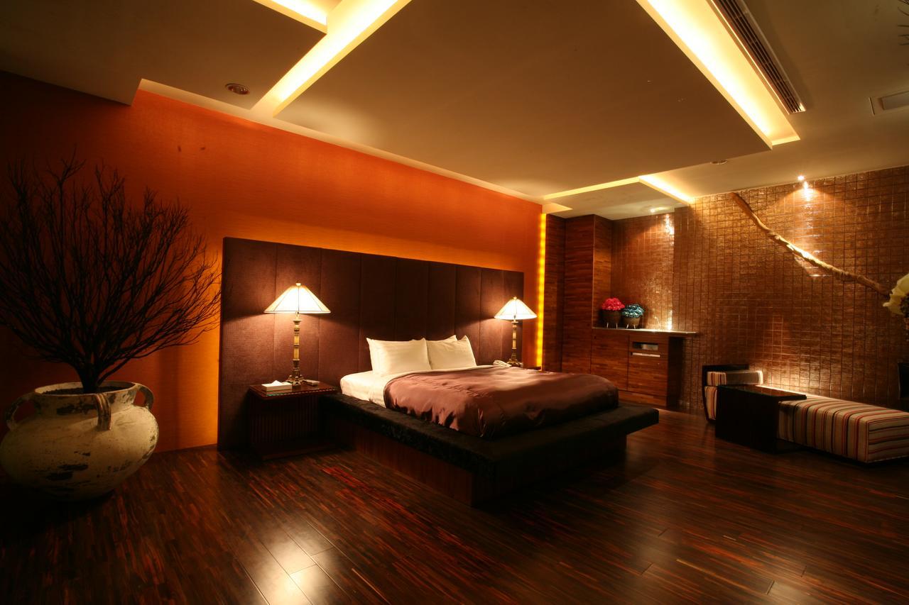 Chateau Boutique Motel Taichung Luaran gambar