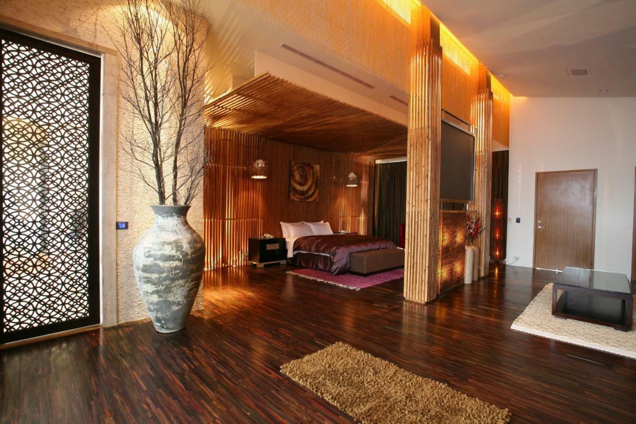 Chateau Boutique Motel Taichung Luaran gambar