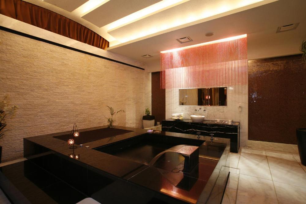 Chateau Boutique Motel Taichung Luaran gambar
